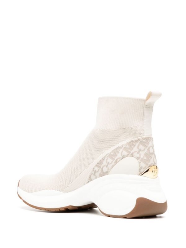 22543954_53115075_1000_6388c512-be96-4904-bf7a-0c8ed918b643.jpg Michael Kors Zuma slip-on sneakers