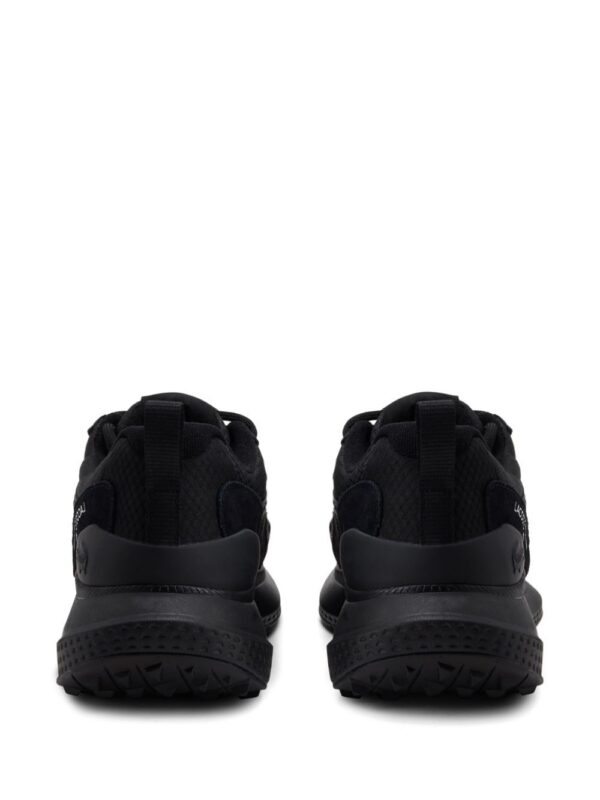 22734724_53192978_1000_bf8a1759-cf8a-4131-935e-8945c4b3f4ed.jpg Lacoste logo-print low-top sneakers