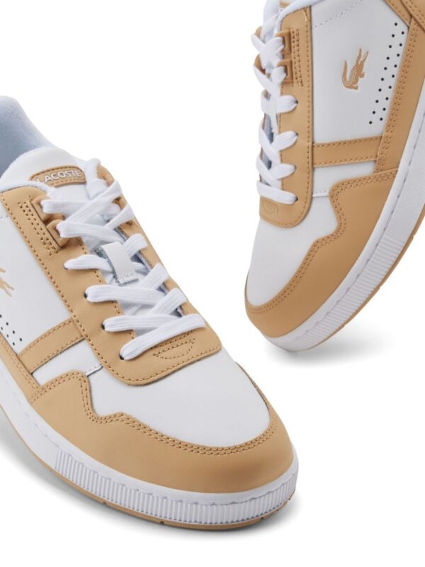 22738225_53192965_1000.jpg Lacoste T-Clip leather sneakers
