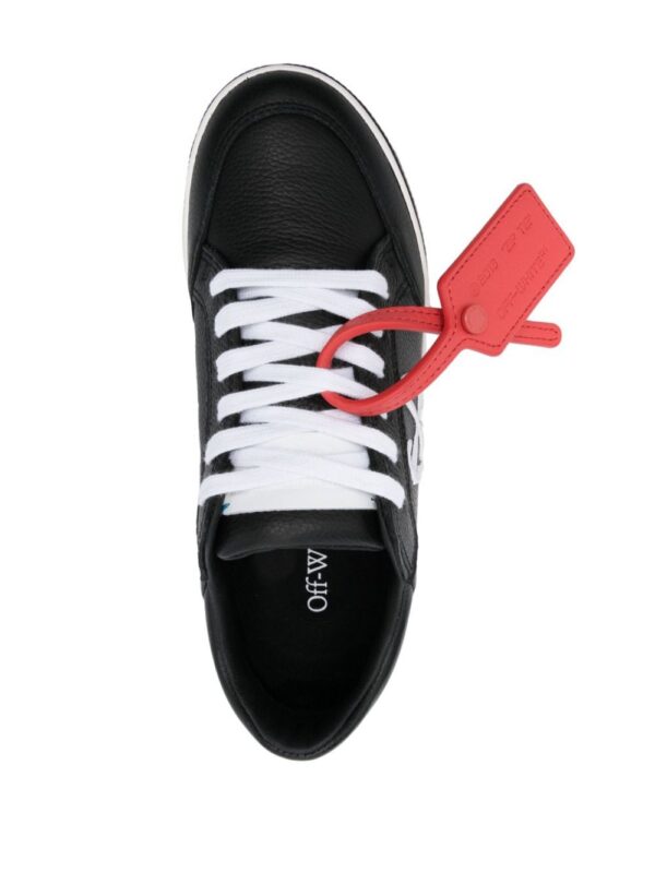 Off-White New Low Vulcanized sneakers