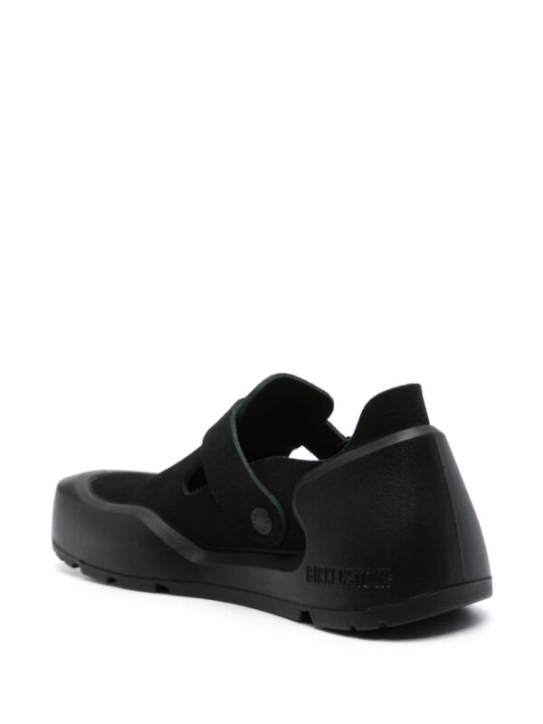 22902676_53007985_1000_22de2e92-e59c-487e-a6a6-b6e6eddc59e0.jpg Birkenstock logo-debossed trainers