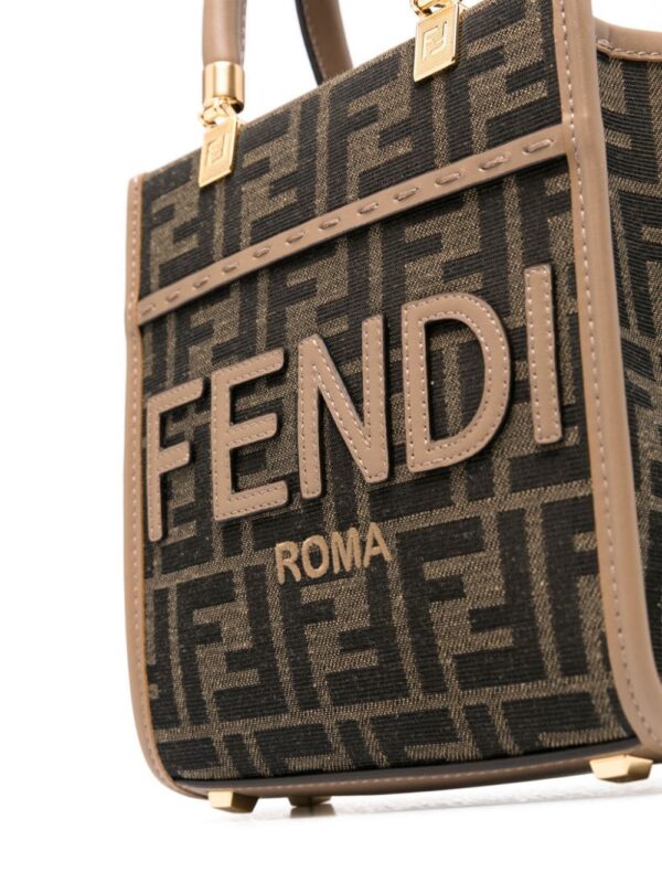 22946796_53082796_1000.jpg FENDI mini Sunshine tote bag