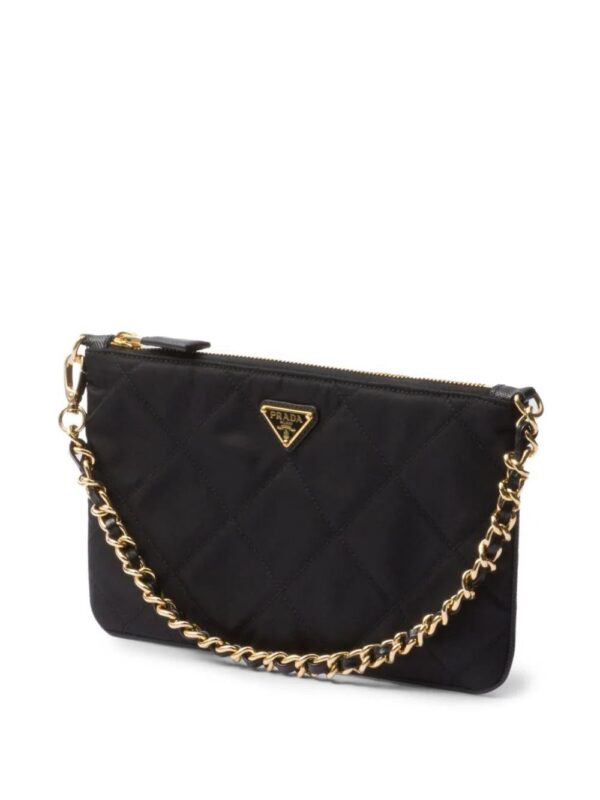 22948375_53007309_1000_0fa57497-ceec-4ce8-99c4-d457d99f2e27.jpg Prada quilted Re-Nylon pouch