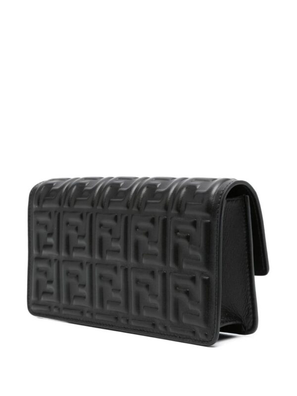 FENDI  Baguette wallet-on-chain
