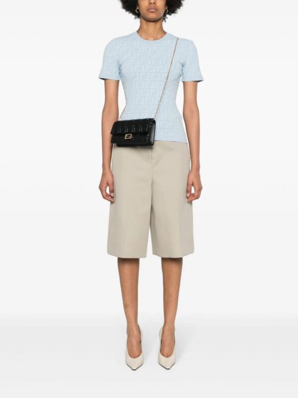 FENDI  Baguette wallet-on-chain