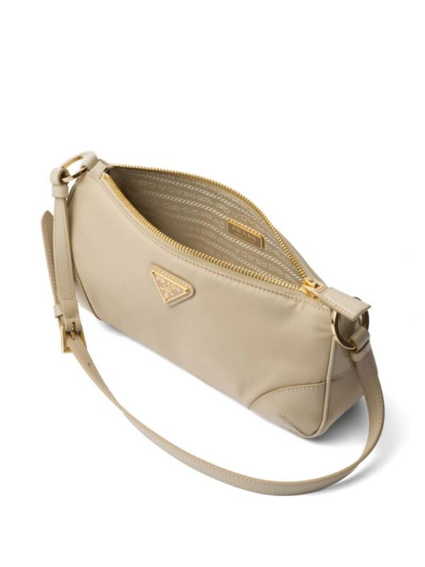 23109225_53203191_1000.jpg Prada Re-Edition 2002 mini bag