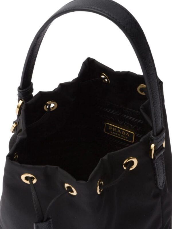 23245227_53296143_1000.jpg Prada Re-Edition 1978 bucket bag