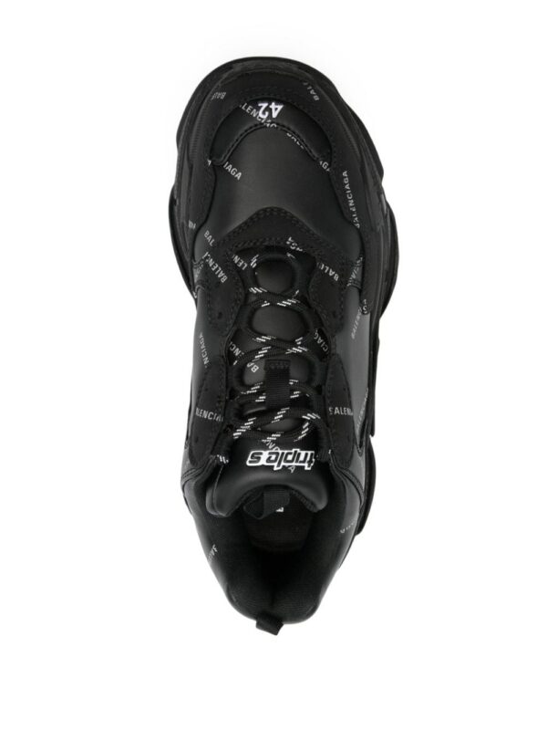 23641462_53623674_1000.jpg Balenciaga Triple S logo-print sneakers