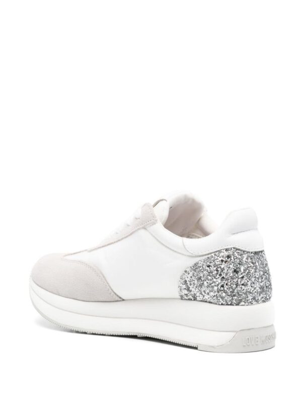 23824918_53847615_1000_18d3ad34-2d84-48fb-84c8-e92c1e84672b.jpg Love Moschino logo-plaque suede sneakers