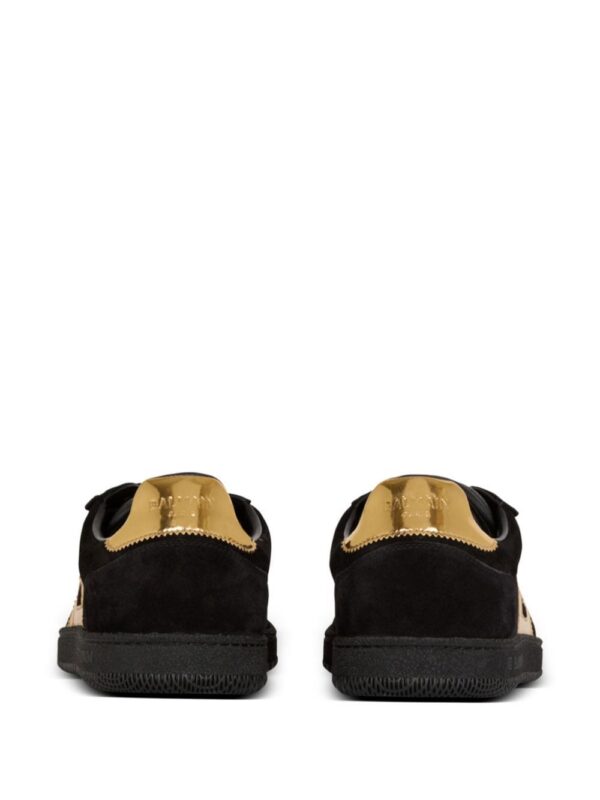 23828031_53916015_1000_2787b9b8-43db-4a32-abc3-bda0103c610f.jpg Balmain Swan suede sneakers