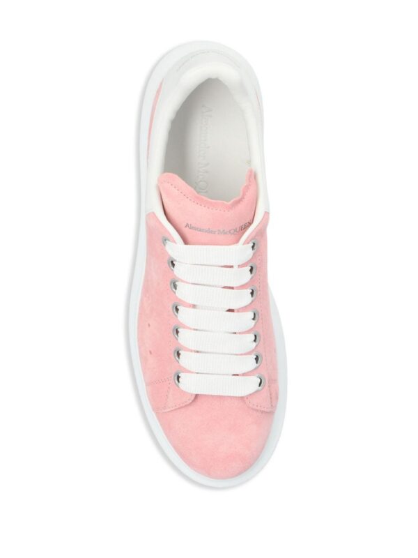 23934886_53995653_1000_ecdb059b-29ad-46dc-a8f7-6b7e9b4d37e8.jpg Alexander McQueen Oversized low top leather sneakers