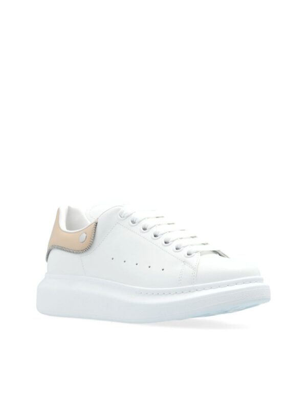 24084696_54189481_1000_24cf6006-1106-4db6-b806-24c724524ee2.jpg Alexander McQueen logo-print leather sneakers