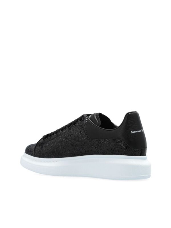 24084713_54189744_1000_59fcb8cb-d0db-472d-b4ab-b40517482010.jpg Alexander McQueen glitter-detailing leather sneakers