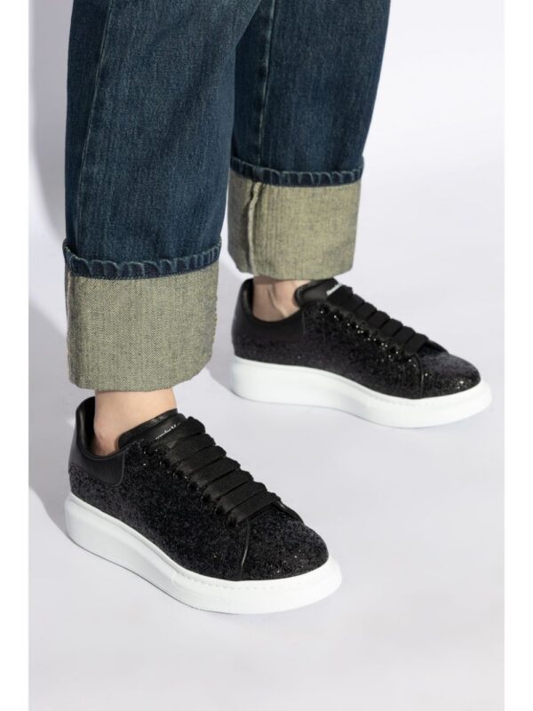 24084713_54189747_1000_2c7edd50-5973-4ba2-8c40-8f296ace87a4.jpg Alexander McQueen glitter-detailing leather sneakers