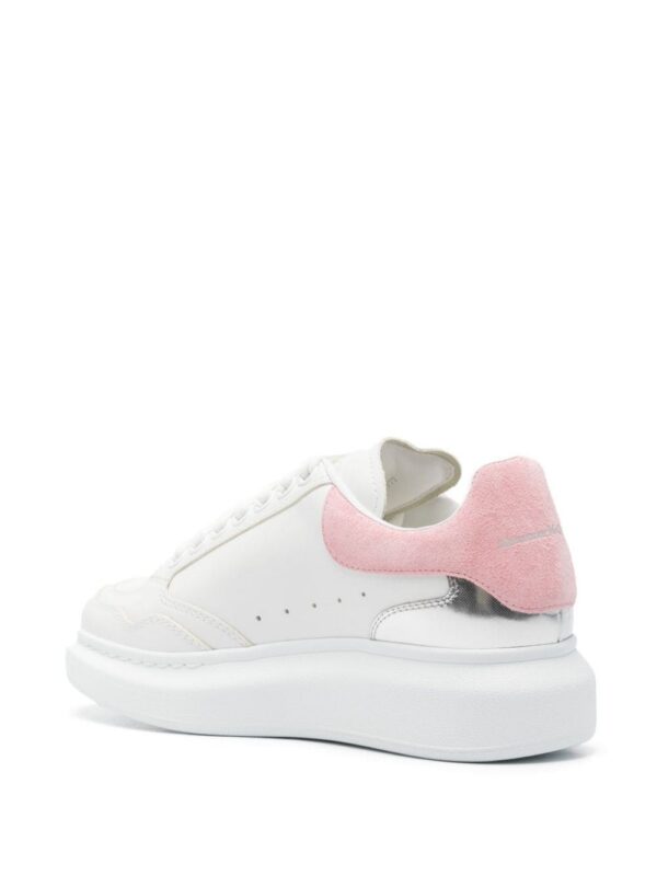 24188980_54266022_1000.jpg Alexander McQueen Oversized leather sneakers