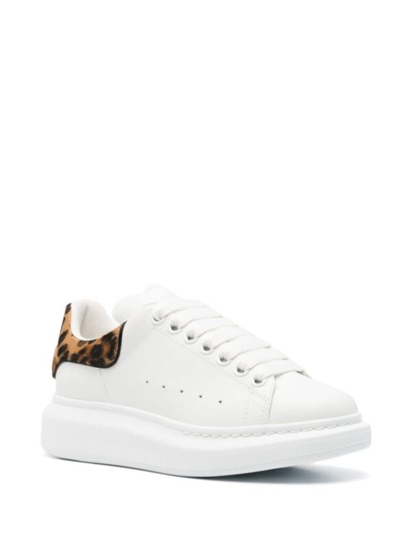 24188989_54266090_1000.jpg Alexander McQueen Oversized leather sneakers