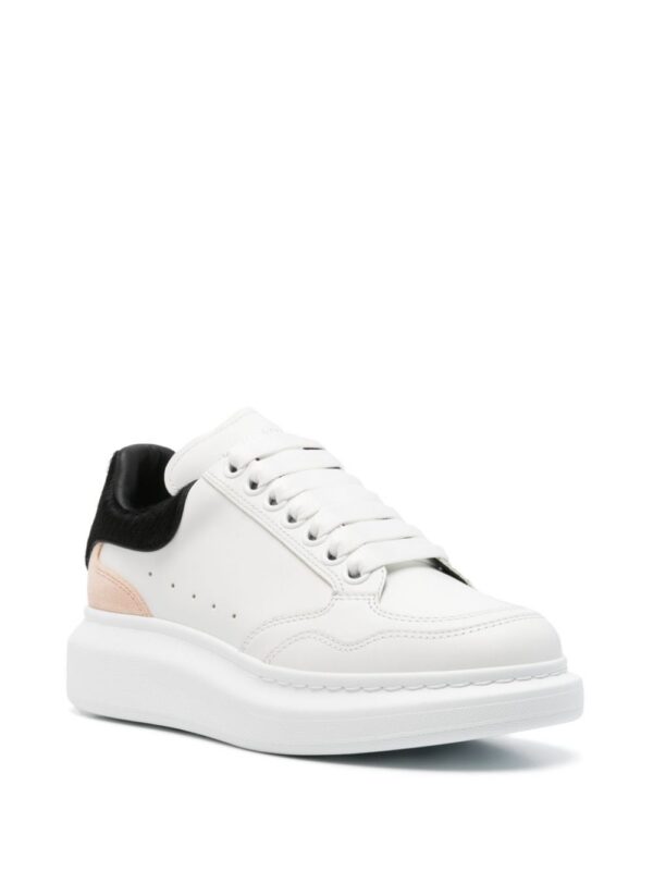 24189651_54266323_1000.jpg Alexander McQueen Oversized leather sneakers