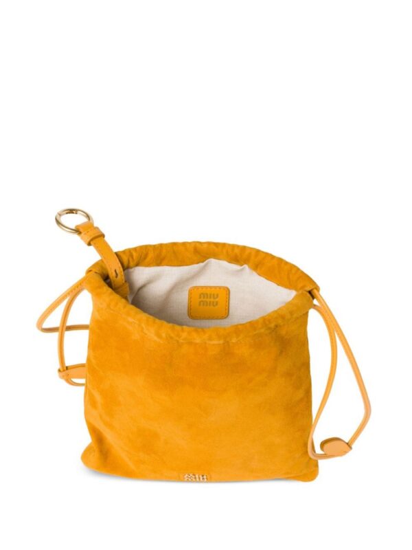 24699322_54856725_1000.jpg Miu Miu suede pouch