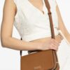 29156239_58342204_1000.jpg Kate Spade Liv cross body bag