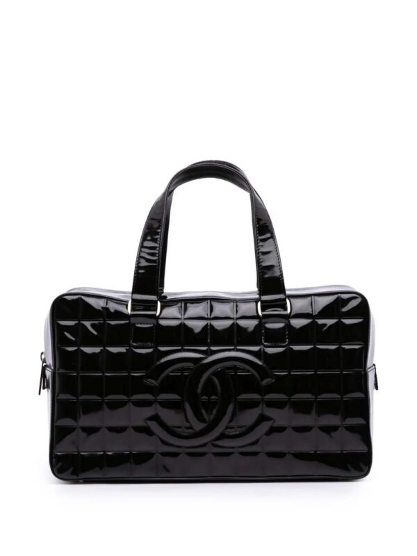 31283639_60554616_1000.jpg CHANEL - CC Chocolate Bar Patent Bowler Bag handbag