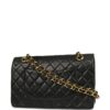 CHANEL medium Classic shoulder bag