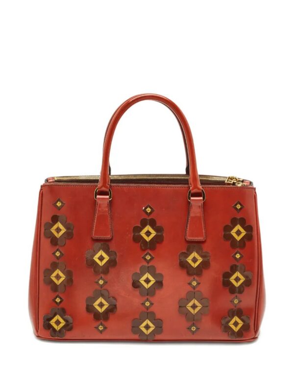 31329600_60887281_1000.jpg Prada flower-detailing leather tote bag