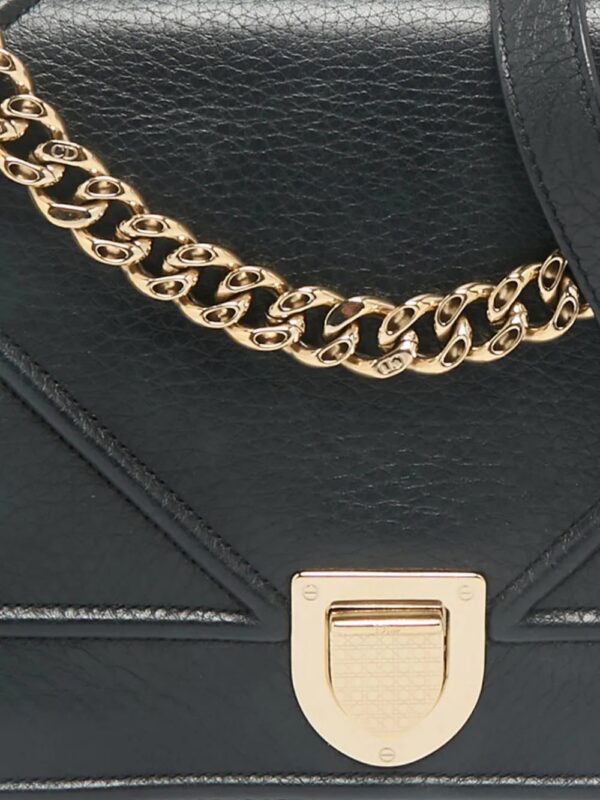 31330286_60940282_1000.jpg Christian Dior Diorama leather chain-strap shoulder bag