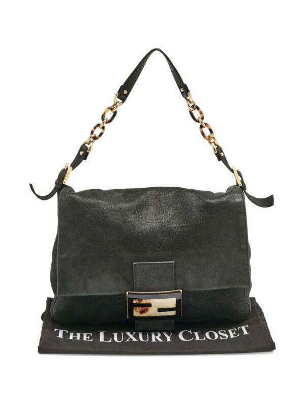 31330683_60888701_1000_c8e50ac5-b370-4257-84d7-aebb3235795f.jpg Marc Jacobs The Sack micro leather top-handle tote bag