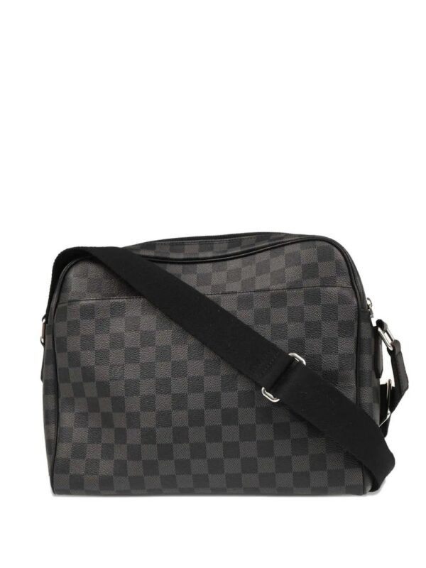 Louis Vuitton Dayton MM crossbody bag