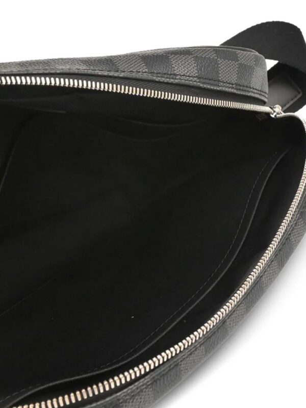 Louis Vuitton Dayton MM crossbody bag
