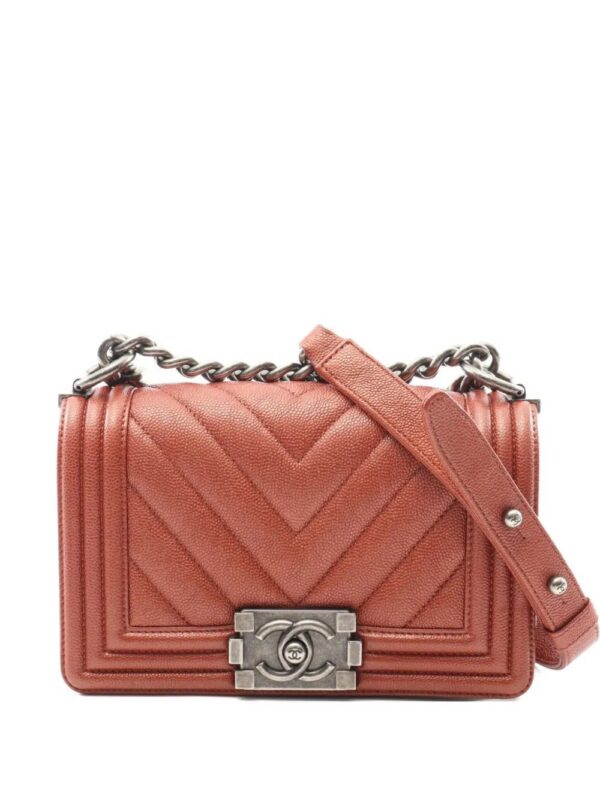 31505147_60895230_1000.jpg CHANEL ~ mini V-stitch shoulder bag