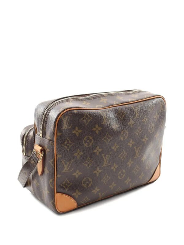 31508150_60923687_1000.jpg Louis Vuitton Nil monogram leather shoulder bag