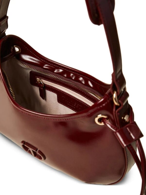 31548192_60940715_1000.jpg TWINSET top handle tassel-detail shoulder bag