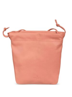 31566399_60975563_1000.jpg Il Bisonte drawstring leather bucket bag