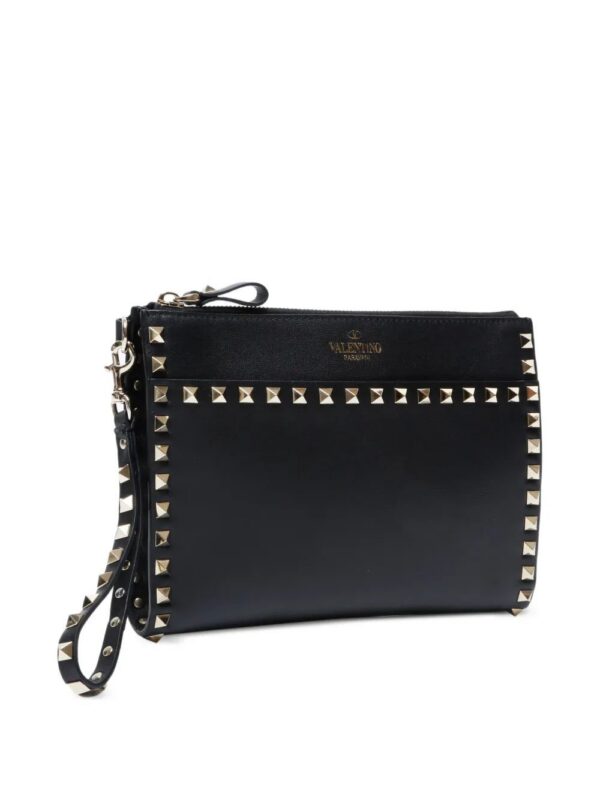 31570872_60996485_1000.jpg Valentino Garavani -2020s studded leather clutch bag