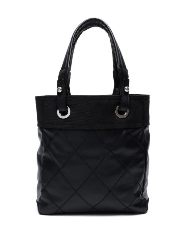 31571615_60923878_1000.jpg CHANEL - quilted tote bag