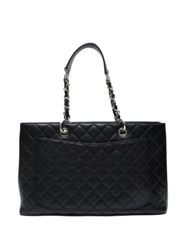 CHANEL quilted chain tote bag