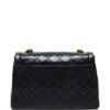 31575641_60929752_1000_bbb1bc66-37ff-406e-8f4f-c86013f11e31.jpg CHANEL - quilted flap shoulder bag