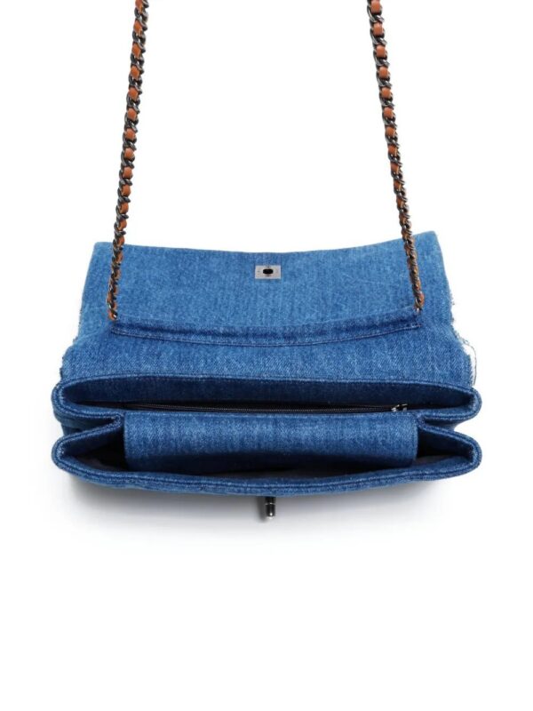 31575647_60932310_1000.jpg CHANEL - frayed denim shoulder bag
