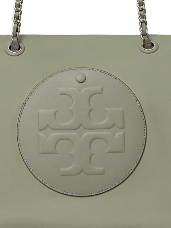 31579548_60924909_1000_d4bd8e76-fe39-4978-ab56-5cecdac34403.jpg Tory Burch chain-strap logo-plaque tote bag