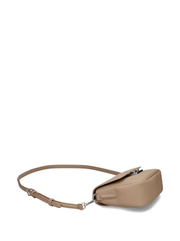 31606035_60956776_1000.jpg Lacoste Daily City flap-lock crossbody bag