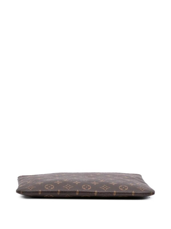 31622008_60933926_1000.jpg Louis Vuitton Monogram Daily Pouch clutch bag