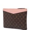 31622008_60934101_1000.jpg Louis Vuitton Monogram Daily Pouch clutch bag