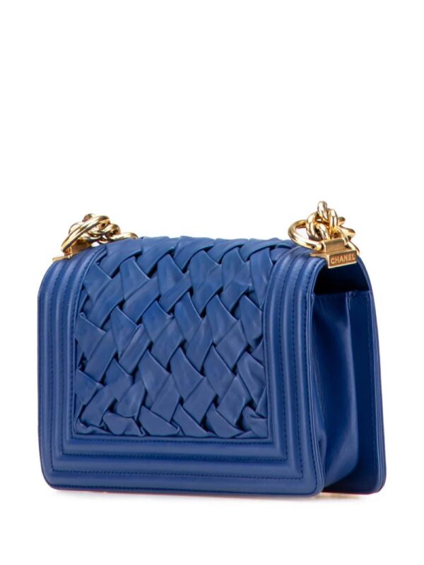 31626146_60933795_1000.jpg CHANEL - Small Woven Lambskin Chateau Boy Flap shoulder bag