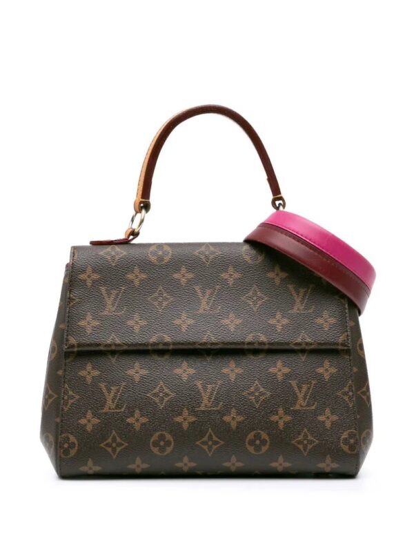 31642665_60991185_1000.jpg Louis Vuitton Monogram Cluny BB satchel