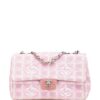 31648036_60966273_1000_5feba483-1a84-4ba6-b957-e2a788b052c1.jpg CHANEL - Medium New Travel Line Nylon Single Flap shoulder bag