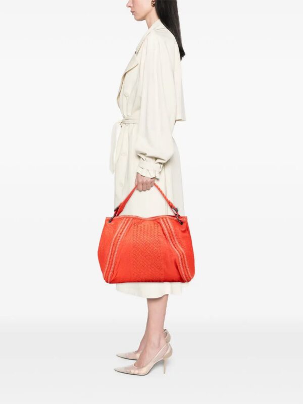 31648088_60966296_1000.jpg Bottega Veneta - Leather Intrecciato tote bag