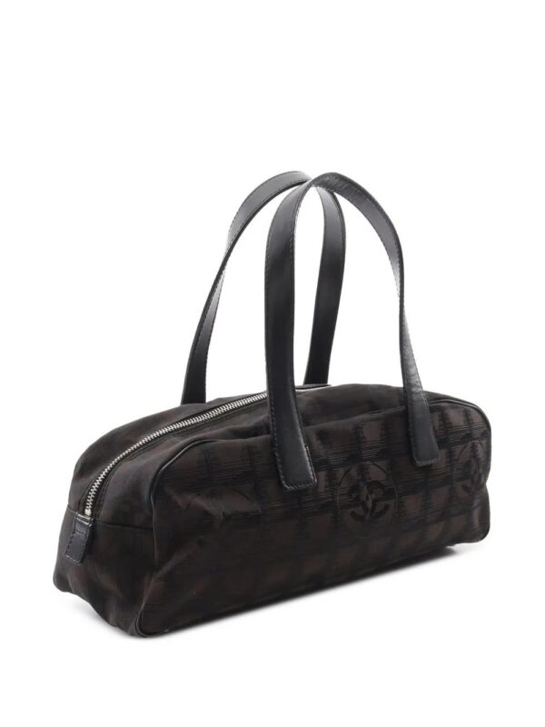 31671160_61024516_1000.jpg CHANEL - New Travel Line Nylon handbag