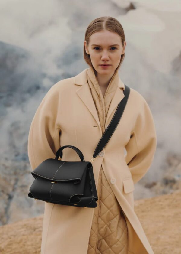 42_Daily_Bag_Noir-6193_2000x2800px.jpg Polène Mokki Edition Textured Black