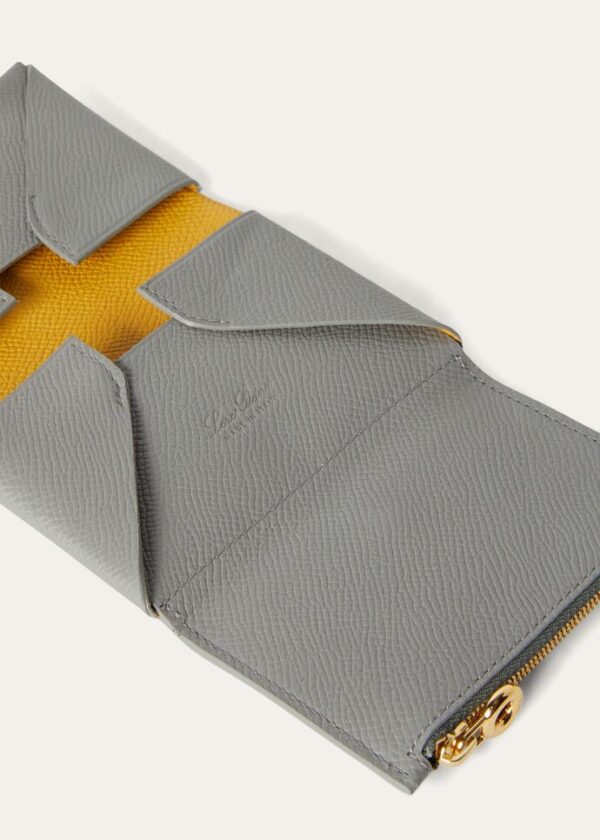 FAN3635_B3QP_MEDIUM_2396703c-ed7a-4709-a54f-ef197354af4b.jpg Loro Piana Ghiera Card Holder Textured Calfskin